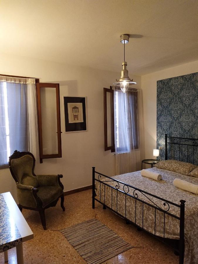 Hotel Two Steps From Rialto Venedig Exterior foto