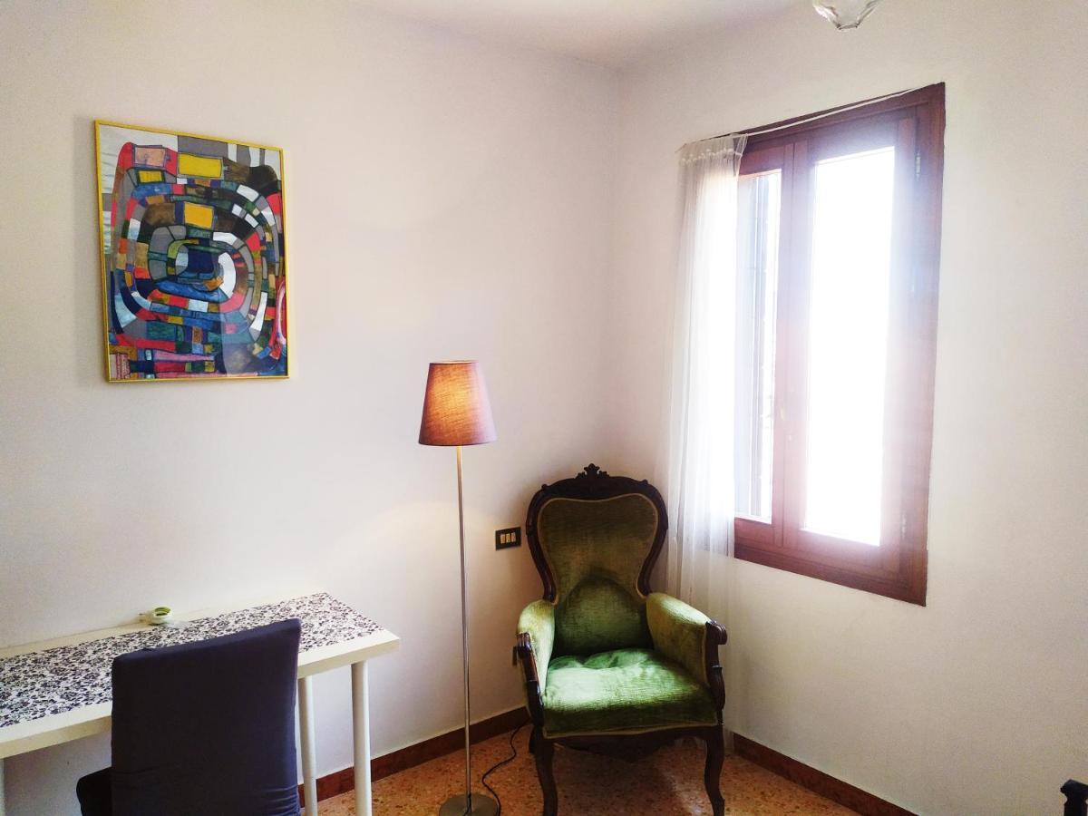 Hotel Two Steps From Rialto Venedig Exterior foto