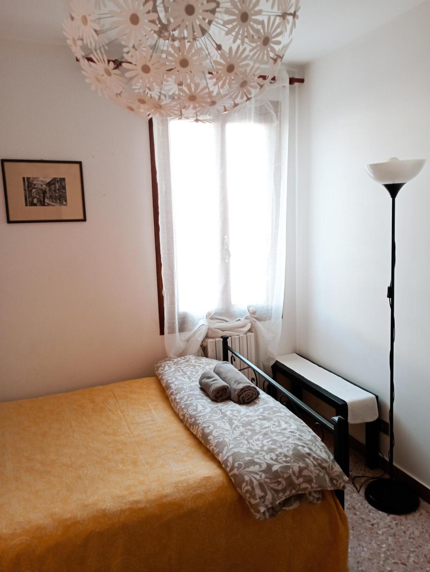 Hotel Two Steps From Rialto Venedig Exterior foto